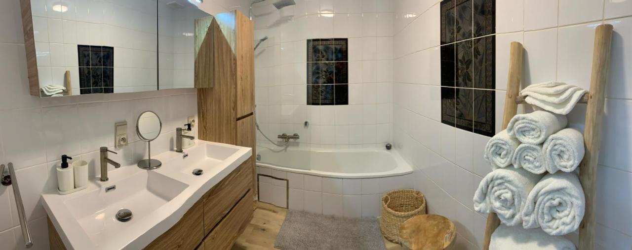 Top Appartement Met Garage "Au Franelle" オステンド エクステリア 写真
