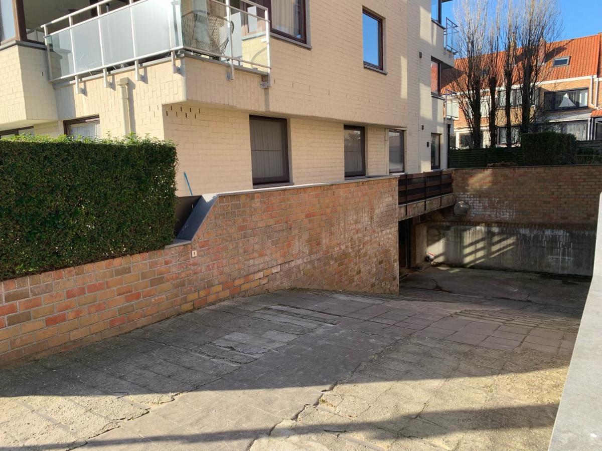 Top Appartement Met Garage "Au Franelle" オステンド エクステリア 写真
